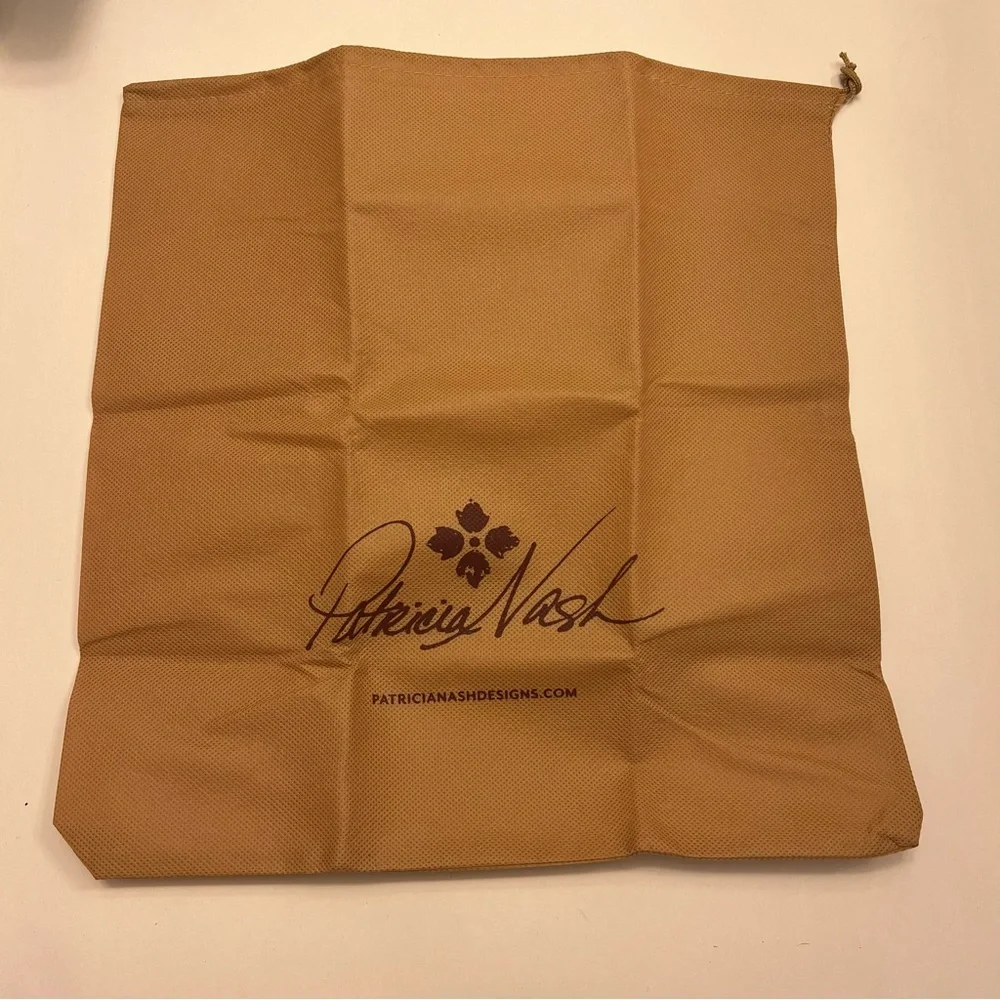 Patricia Nash Dustbag 12x13‎